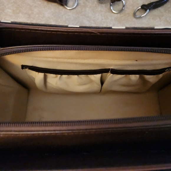 Miche Purse - Picture 2 of 7